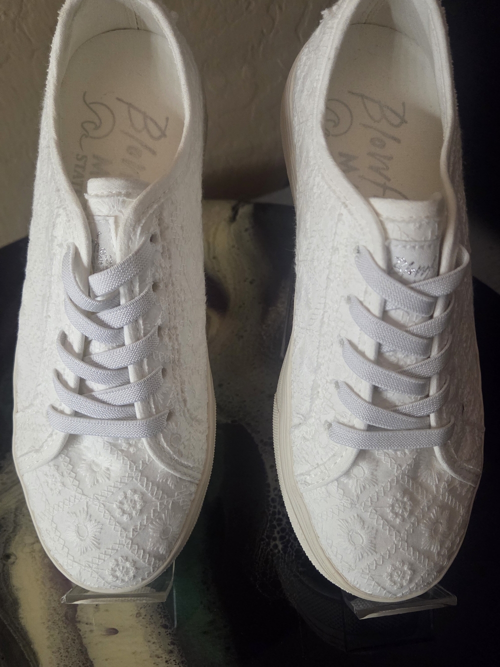 Blowfish Lace-Embroidered White Low-Top Sneakers Brand New Never Worn